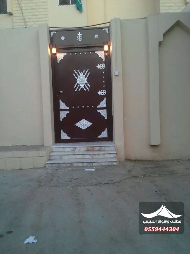 باب بني بزخارف فاتحة